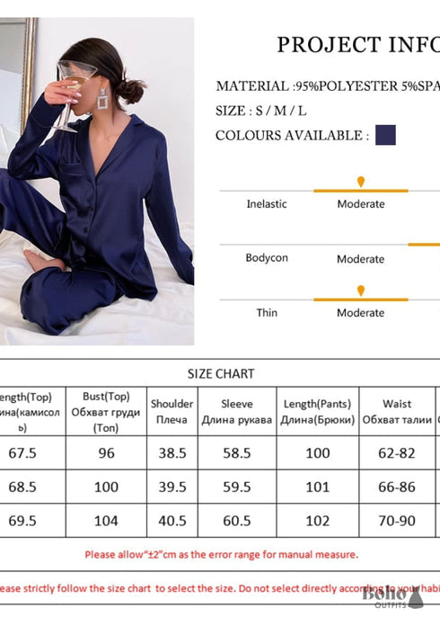 Pijama bohemio, conjunto de pijama de satén Corinne en azul marino